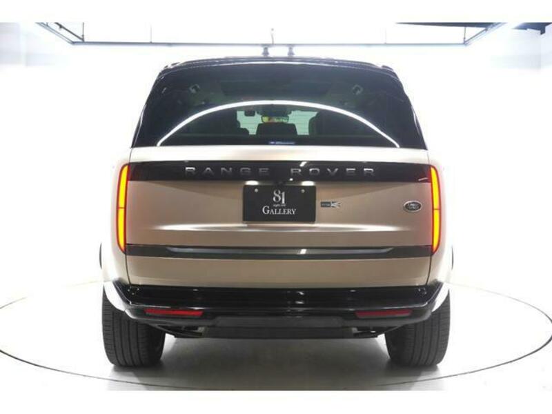 RANGE ROVER