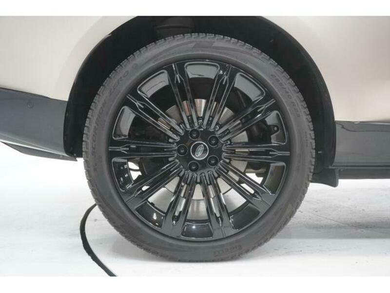 RANGE ROVER