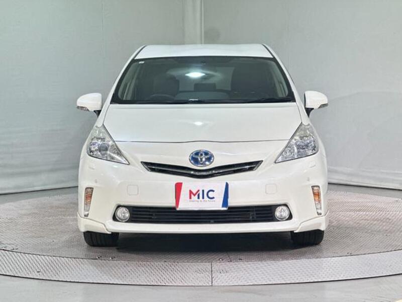 PRIUS ALPHA