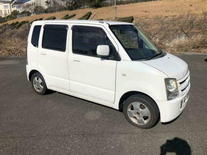 WAGON R