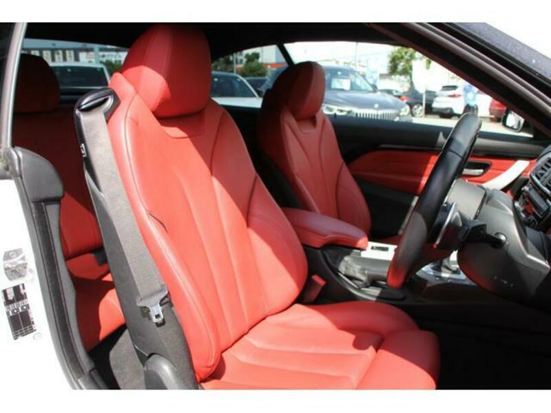 4 SERIES