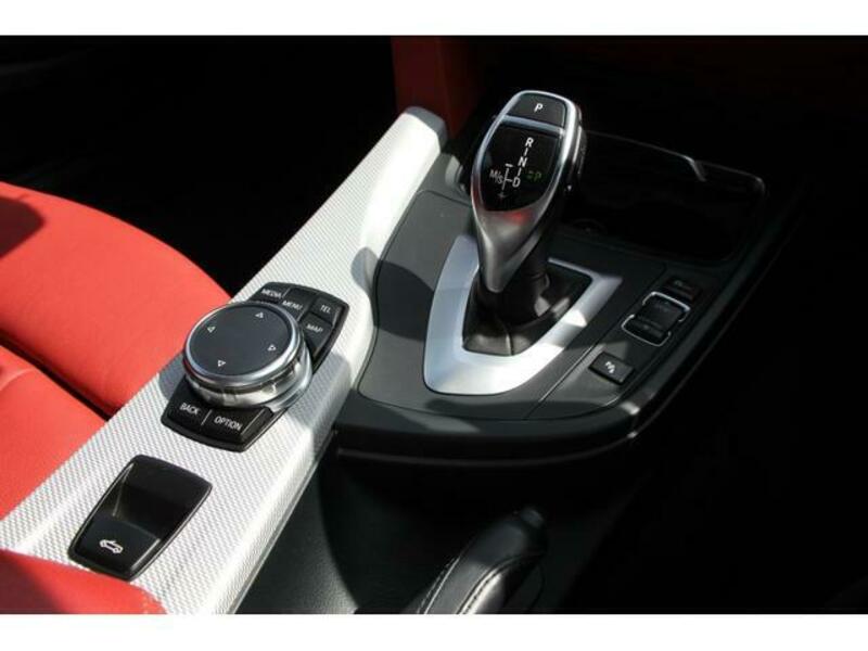 4 SERIES