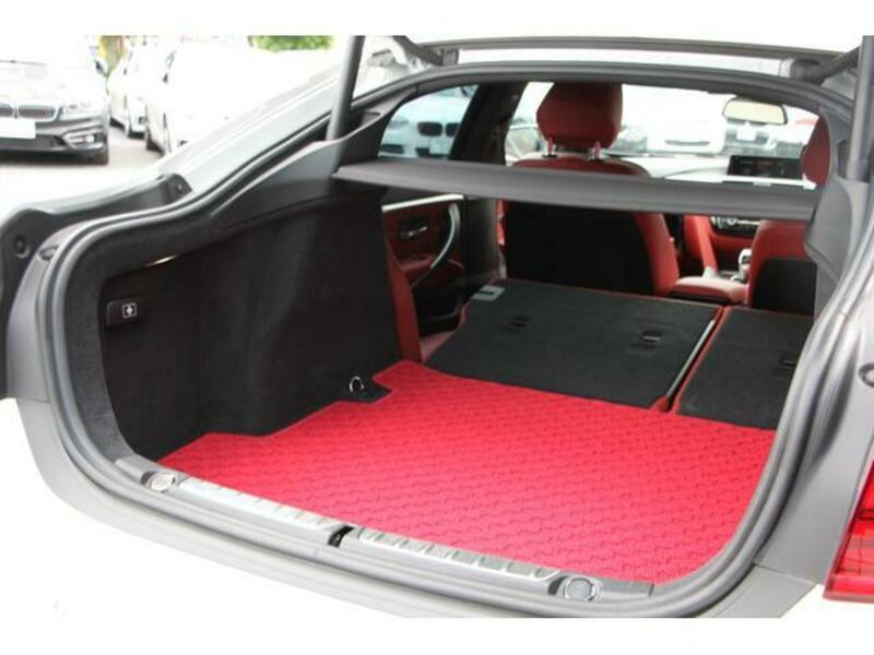 4 SERIES