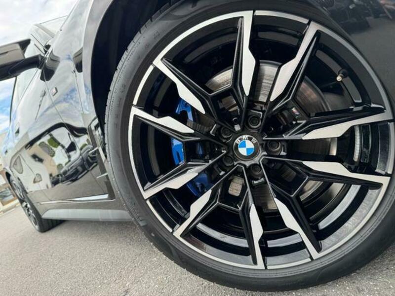 4 SERIES