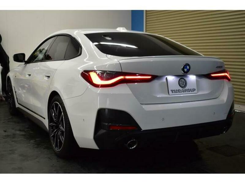 4 SERIES