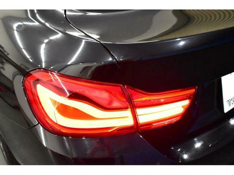 4 SERIES