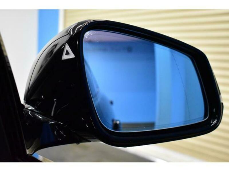 4 SERIES
