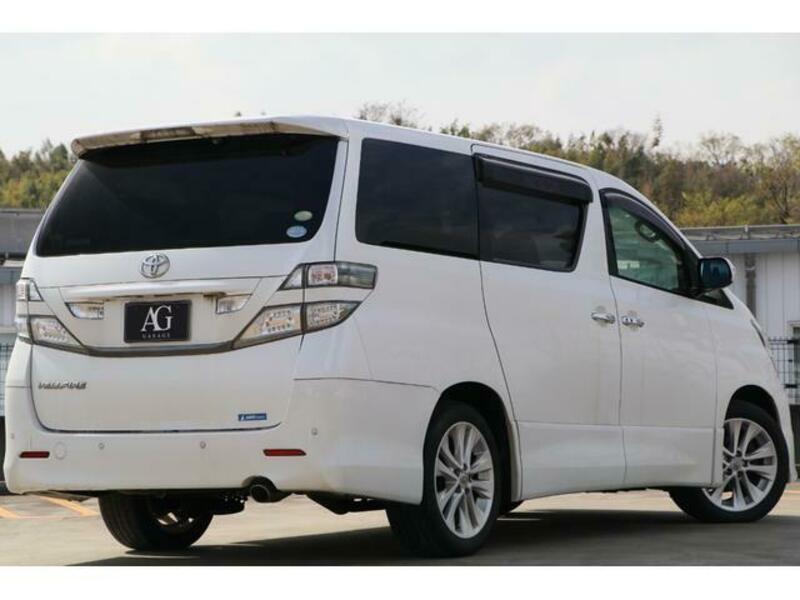 VELLFIRE