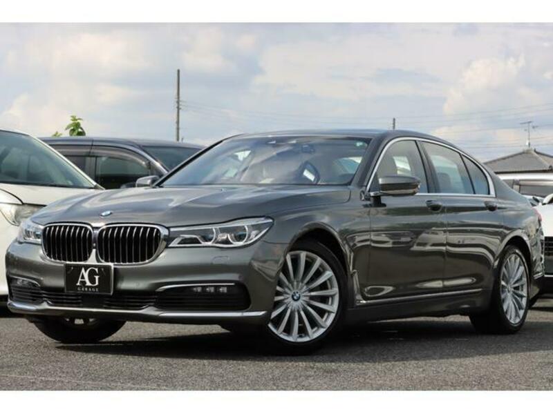 BMW 7 SERIES