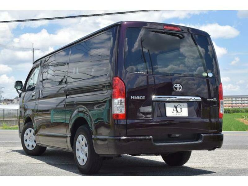 HIACE VAN