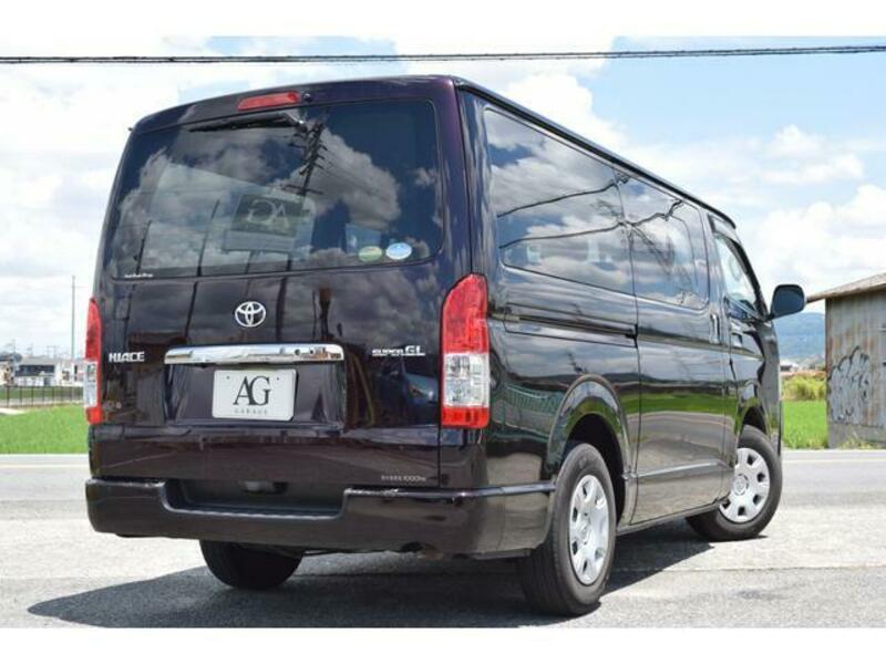 HIACE VAN
