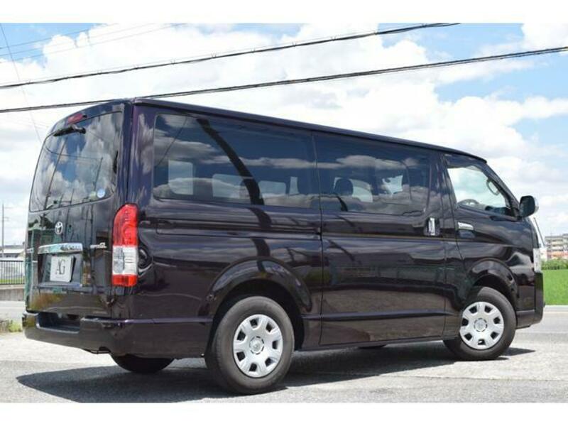 HIACE VAN