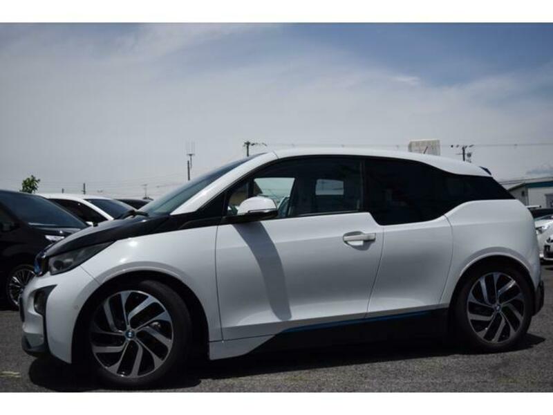 i3
