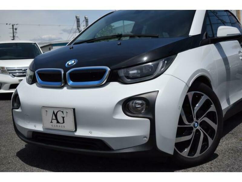 i3