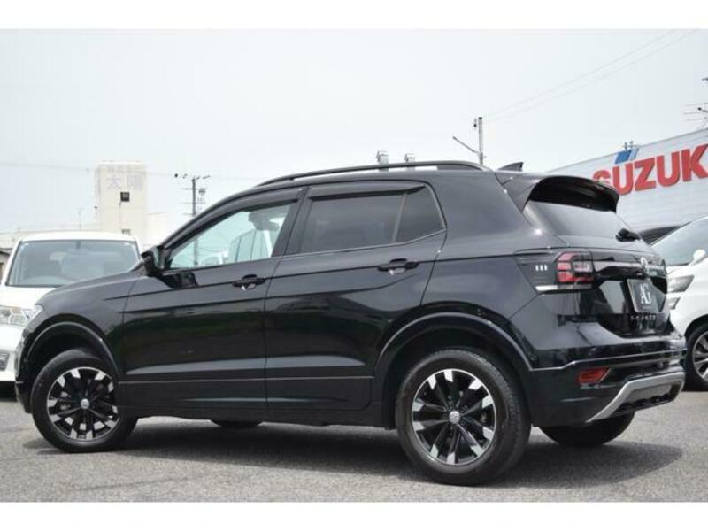 T CROSS