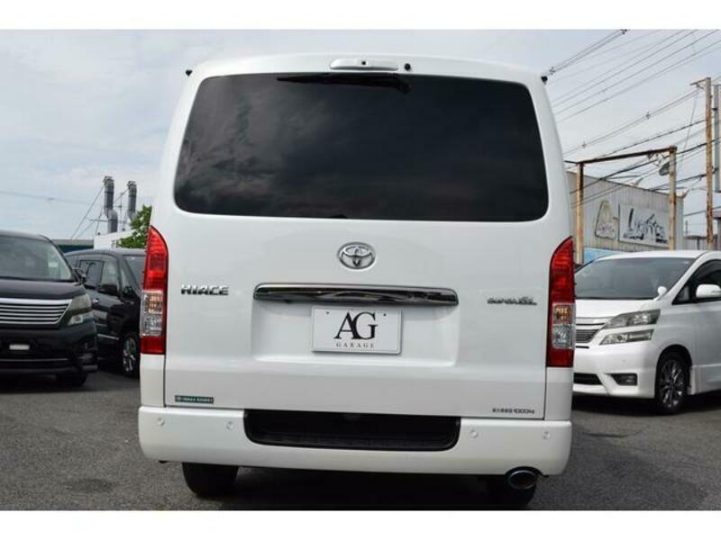 HIACE VAN