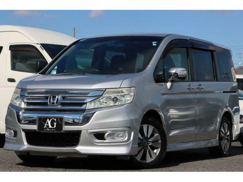 HONDA STEPWAGON SPADA
