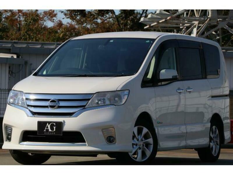 NISSAN SERENA