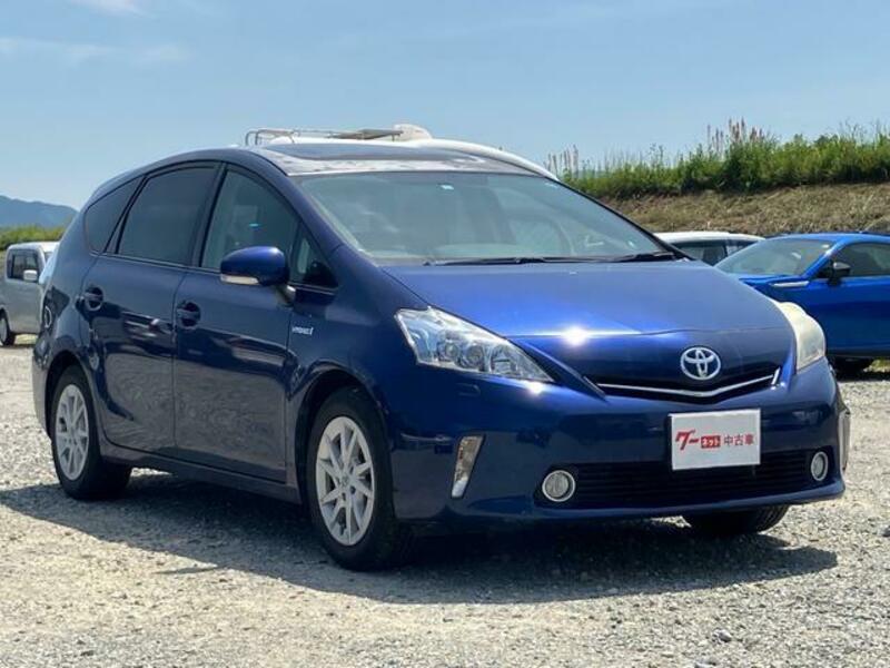 PRIUS ALPHA