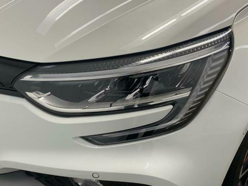 MEGANE
