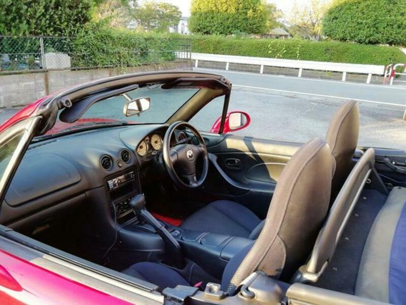 ROADSTER