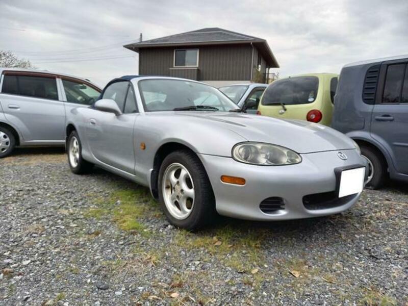 MAZDA ROADSTER