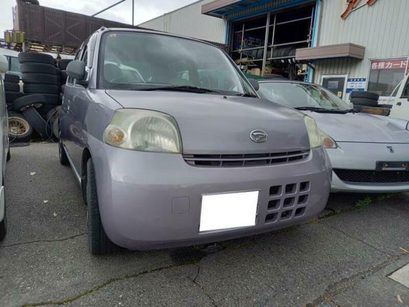 DAIHATSU ESSE
