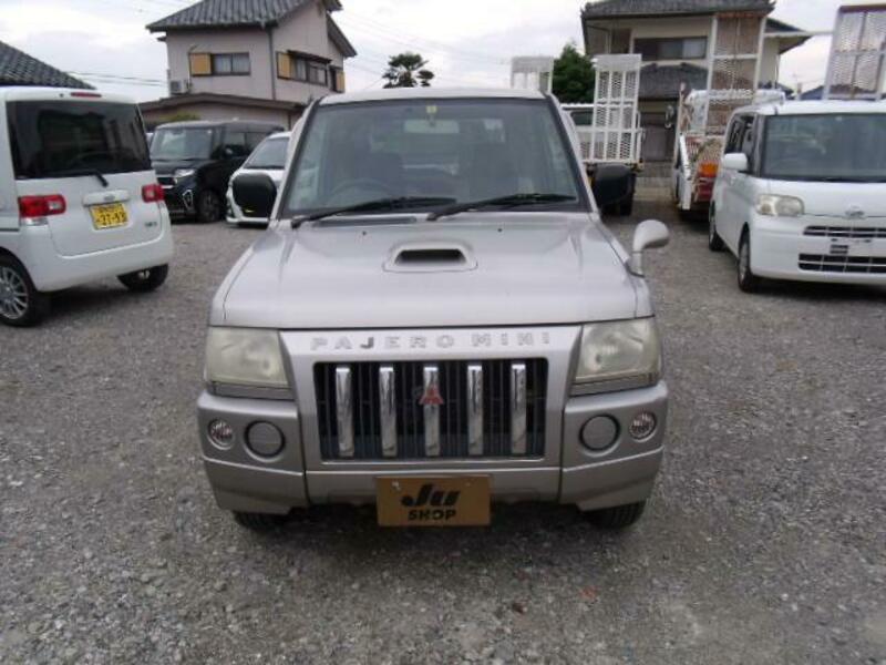 PAJERO MINI