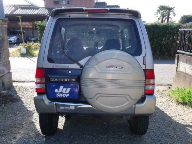 PAJERO MINI