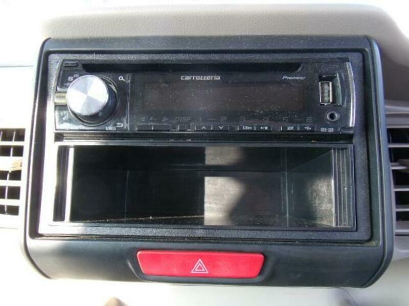 N BOX