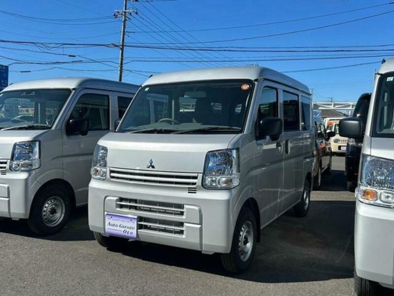 MINICAB VAN