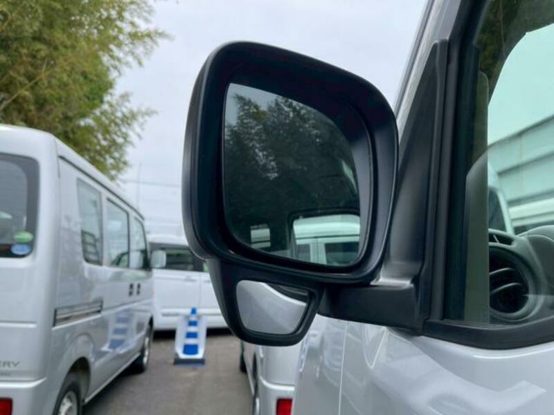 MINICAB VAN