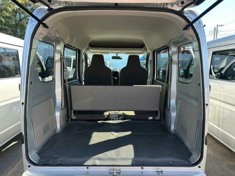MINICAB VAN