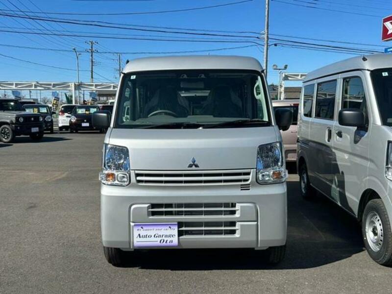 MINICAB VAN