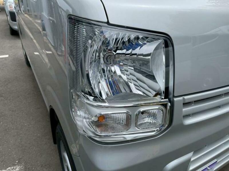 MINICAB VAN
