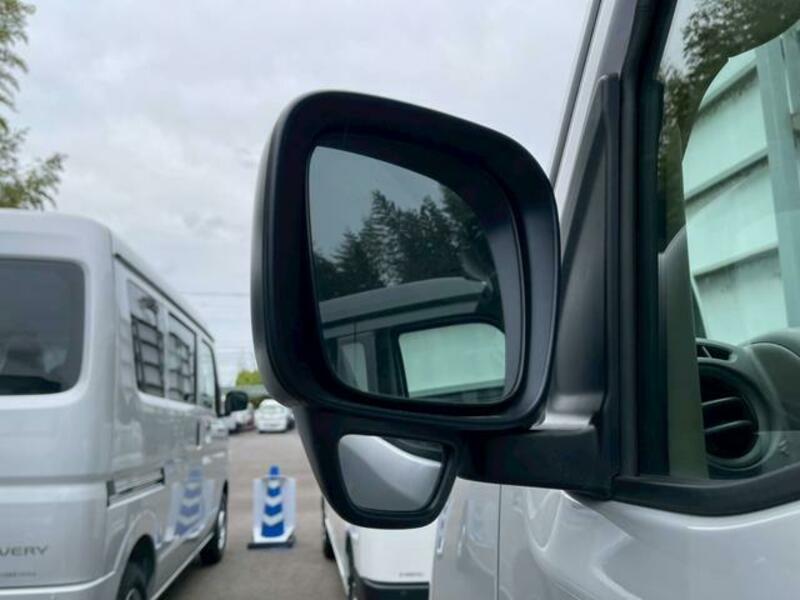 MINICAB VAN