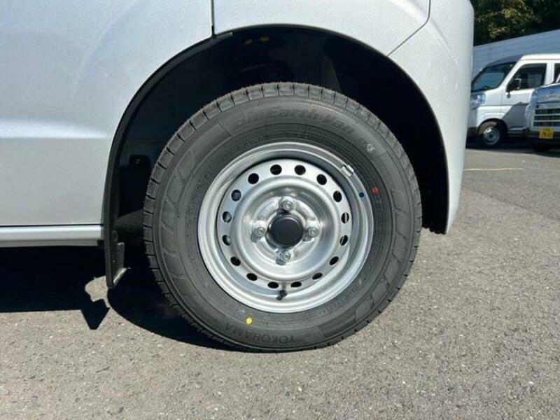MINICAB VAN