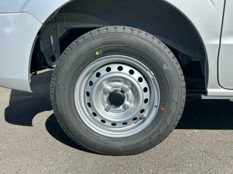 MINICAB VAN