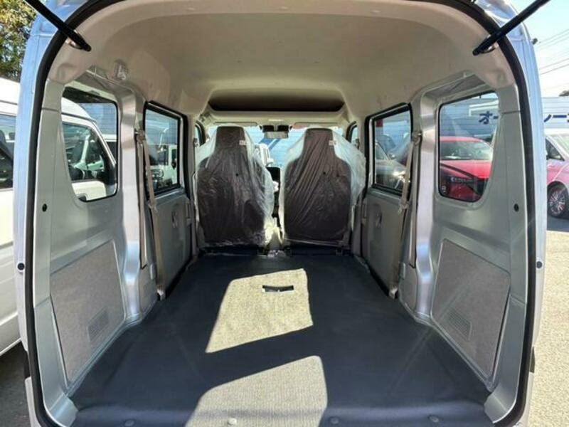 MINICAB VAN