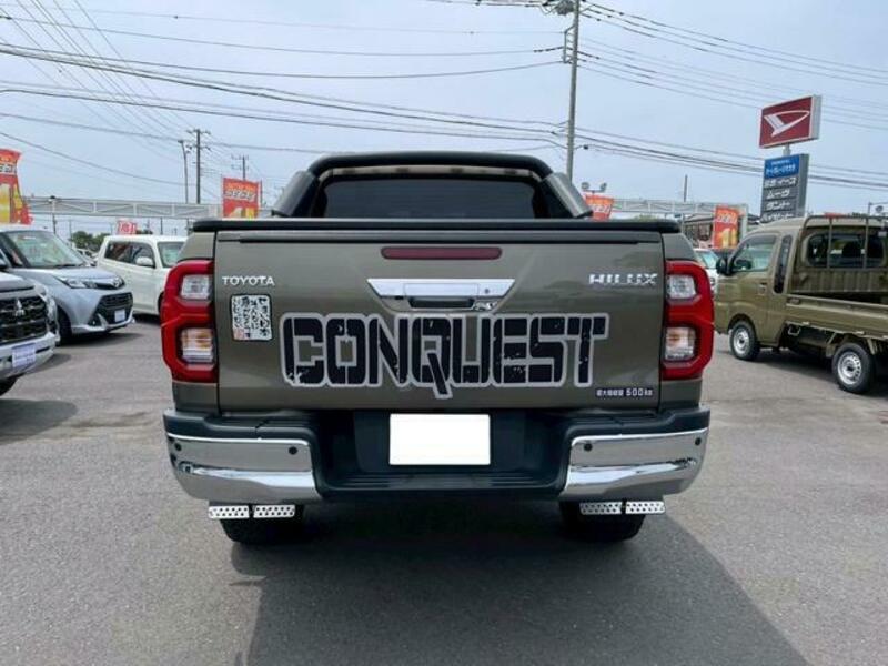 HILUX