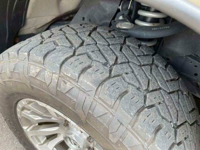 HILUX