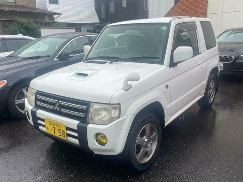 MITSUBISHI PAJERO MINI