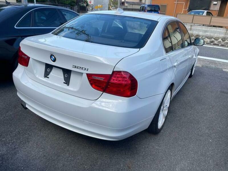 3 SERIES
