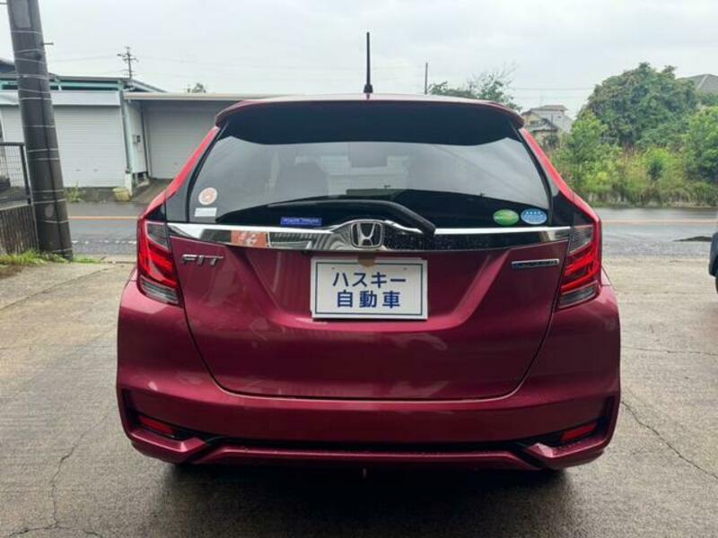 FIT HYBRID
