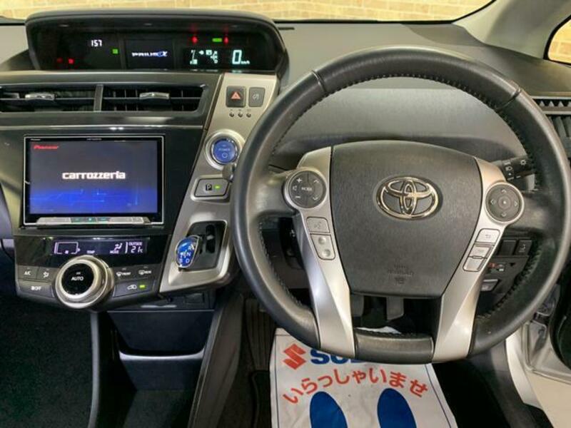 PRIUS ALPHA