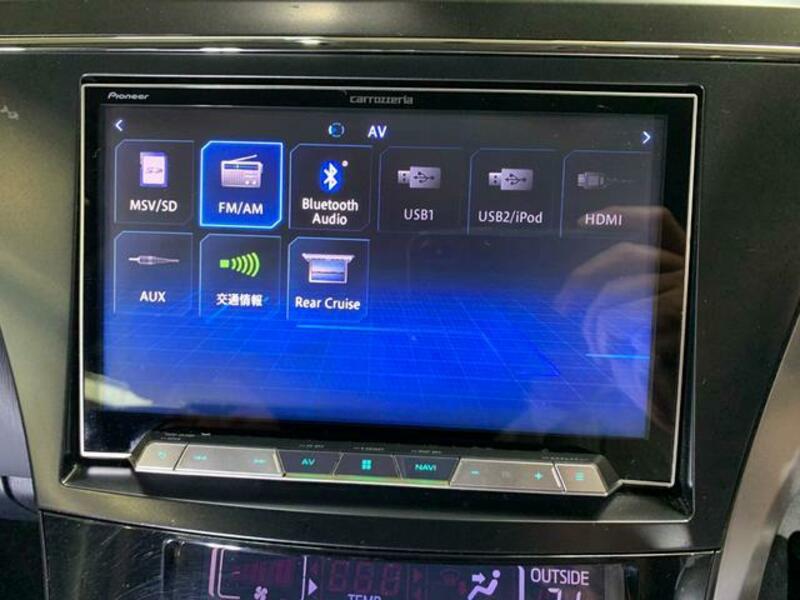 PRIUS ALPHA