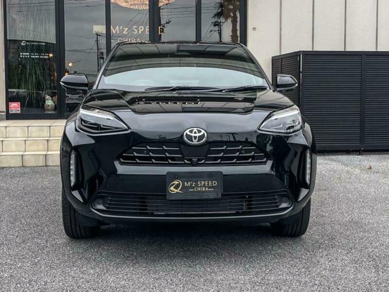 YARIS CROSS