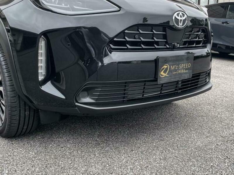 YARIS CROSS