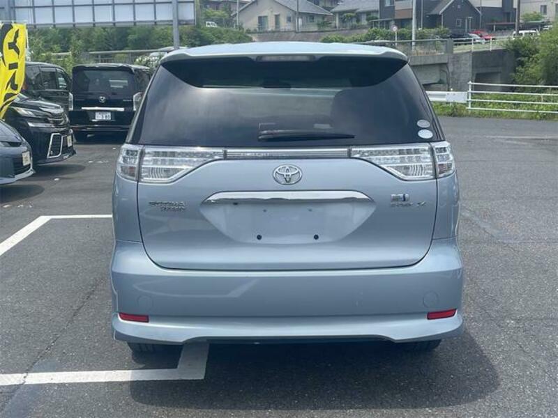 ESTIMA HYBRID
