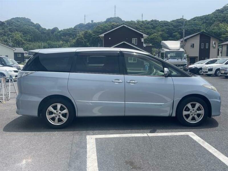 ESTIMA HYBRID